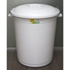 Hobby Life 45 L Saavi Lukittavalla Kannella